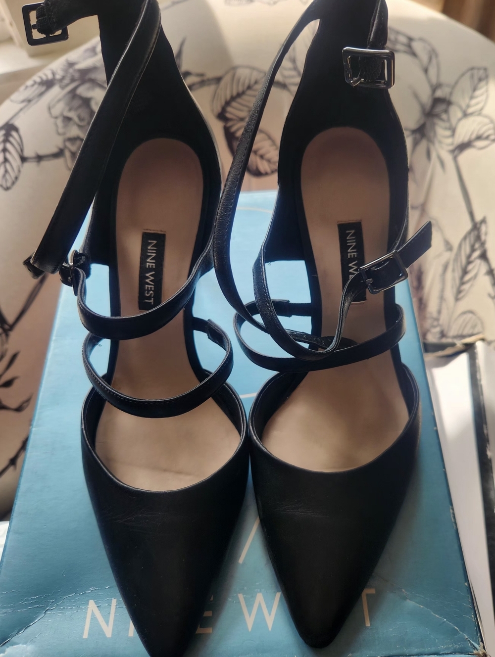 Nine West Black Pointed Toe Strappy Ankle Buckle Heels